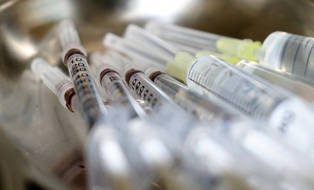 Кировская область стала абсолютным лидером по темпам вакцинации в России