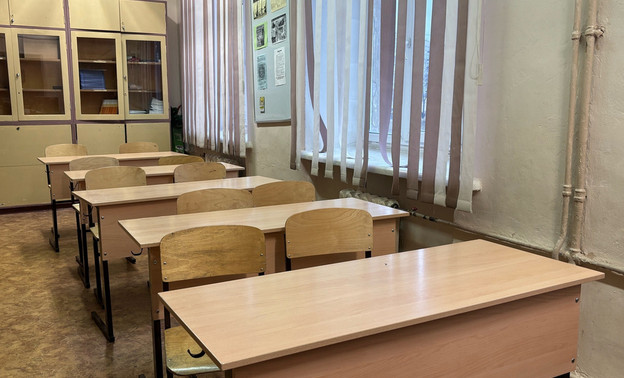 В Уфе девятиклассник открыл стрельбу в школе по учителю и одноклассникам