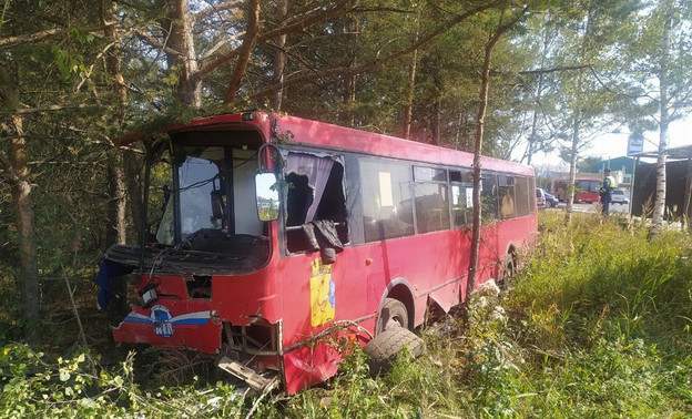 Следком проводит проверку массового ДТП с автобусом на Павла Корчагина