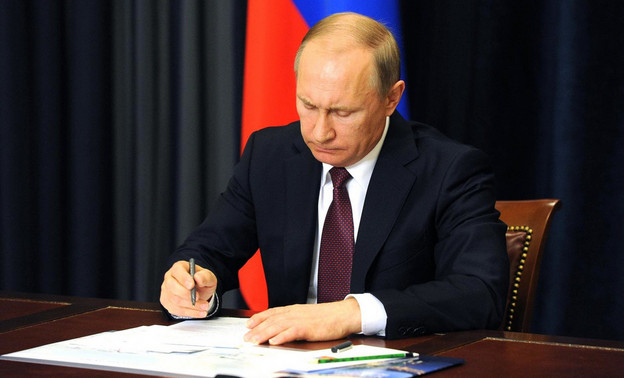 Владимир Путин подписал закон о запрете принудительного сбора биометрии