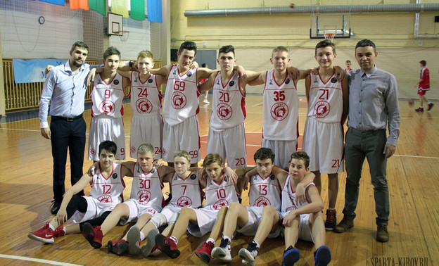 Кировская «Спарта» продолжает успешно выступать в Европейской юношеской баскетбольной лиге