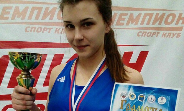 Кировчанка Анна Колупаева завоевала серебро первенства ПФО по боксу среди девушек