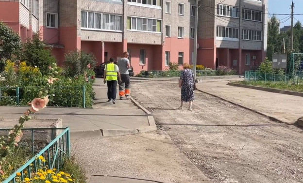 В Кирове благоустроили 17 дворов по просьбам жителей