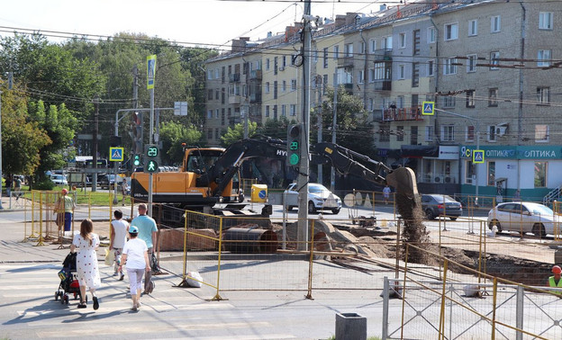 Общественники проверили, как проходит реконструкция теплосетей в Кирове
