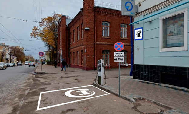 На Преображенской в Кирове установят зарядку для электромобилей