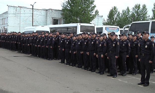 Кировские полицейские, уехавшие на время ЧМ-2018 в Казань, вернулись в город