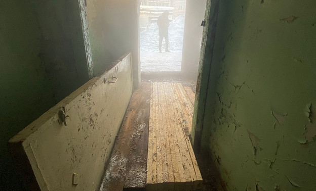 Двое человек пострадали при обрушении перекрытий в доме на Ленина
