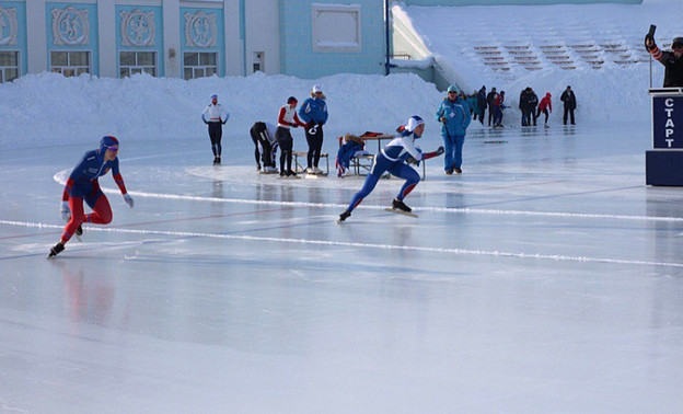 Кировские конькобежцы завоевали несколько медалей на всероссийских соревнованиях, которые проходили на стадионе «Динамо»