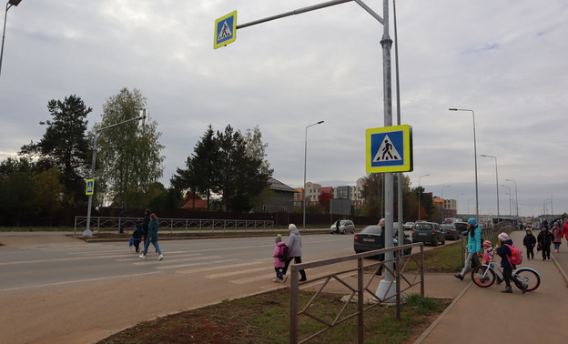 После многочисленных жалоб родителей и активистов у школы №26 в Урванцево установят светофор