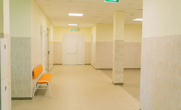 В Кировской области ввели масочный режим для сотрудников медучреждений