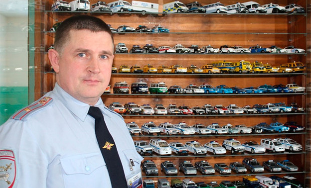 Автоинспектор из Кирово-Чепецка собрал уникальную коллекцию патрульных автомобилей