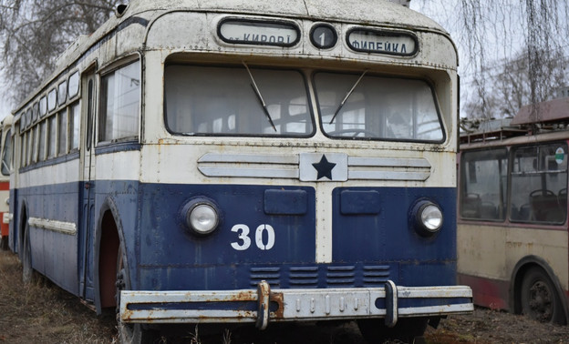Подарят вторую жизнь: в Кирове отреставрируют ретро-троллейбусы