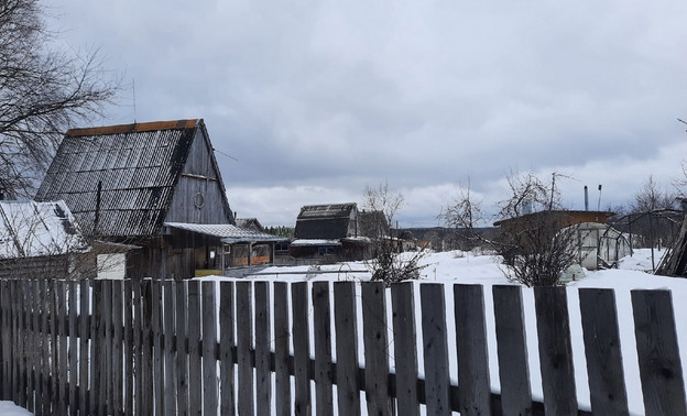 В садовом домике в пригороде Кирова скончался мужчина