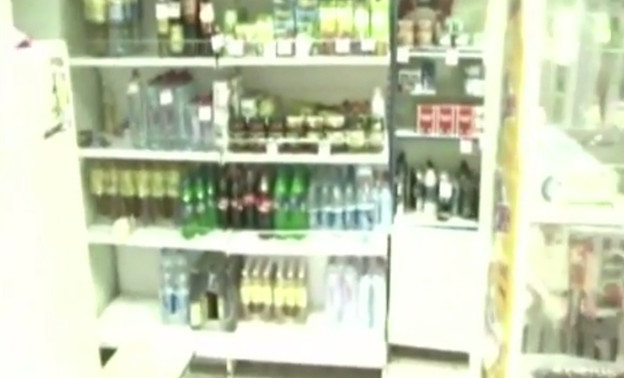 На этой неделе в Кирове из незаконного оборота изъято около 100 литров алкоголя (ВИДЕО)