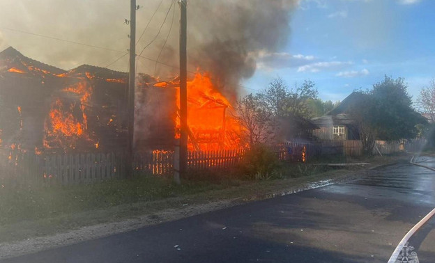 В Шабалинском районе семья осталась без дома из-за детской шалости