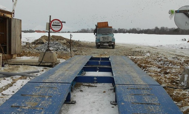 После вмешательства прокуратуры полигон в Лузе оборудовали весами для измерения массы ТКО