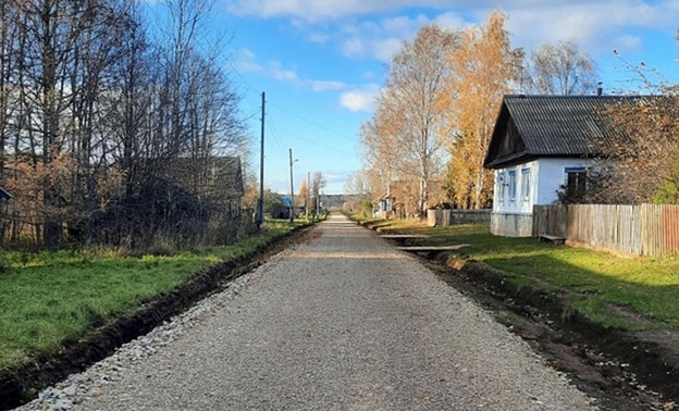 Эстетика и современность: 550 метров щебёнки повысили уровень жизни жителей деревни в Пижанском районе