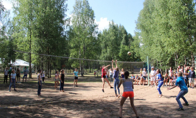 В России запретили перепрофилировать детские лагеря