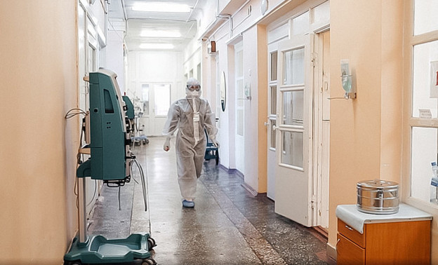 В Кировской области коронавирусом болеют более 12 тысяч человек