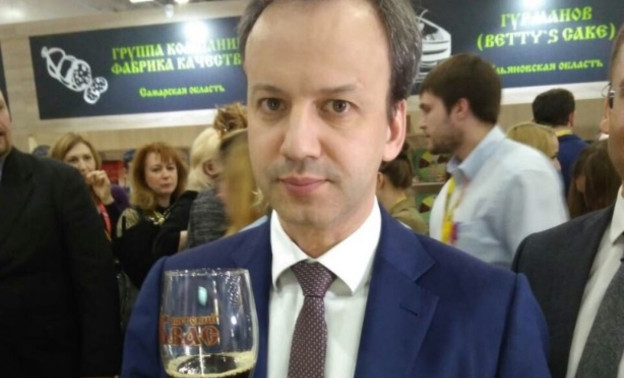 Аркадий Владимирович Дворкович продегустировал «Вятский квас»