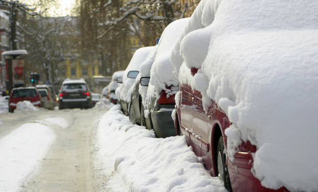 При уборке снега в Кирове будут перемещать автомобили