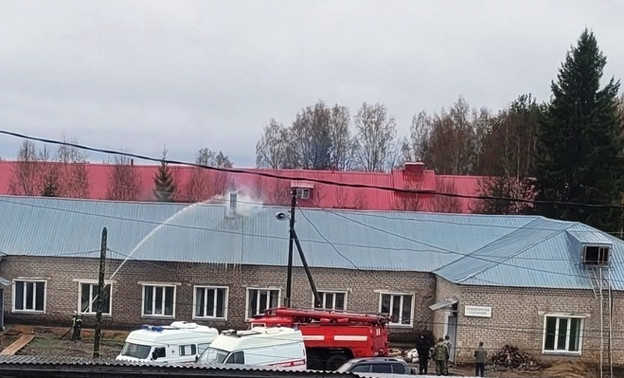 Возгорание в Опаринской больнице: последствия тушения вызвали новые проблемы