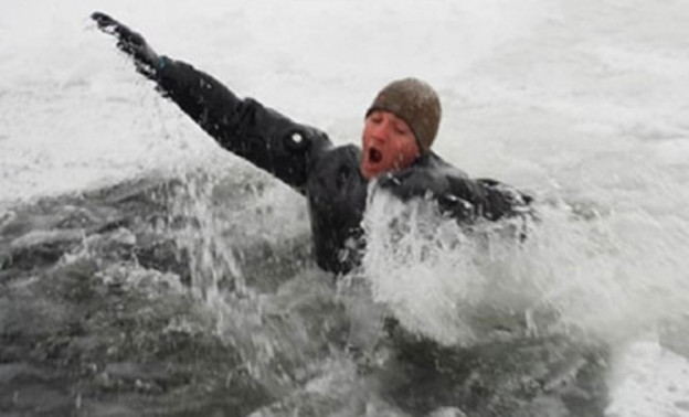 Кировские спасатели искали провалившегося под лёд рыбака