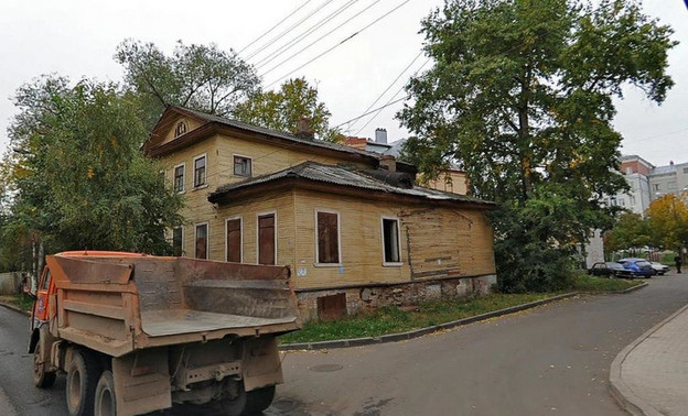 На месте сгоревшего дома на Казанской появится сквер