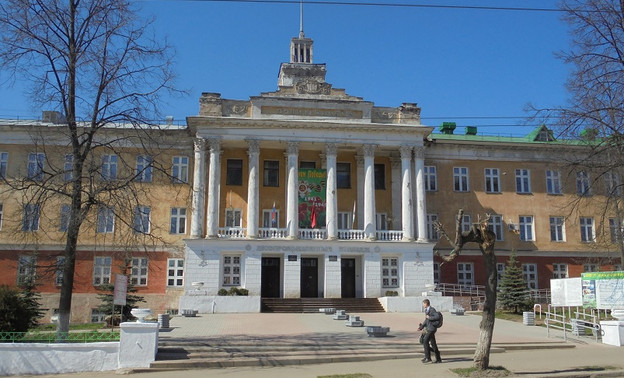 В Кирове отремонтируют здание Лесопромышленного колледжа