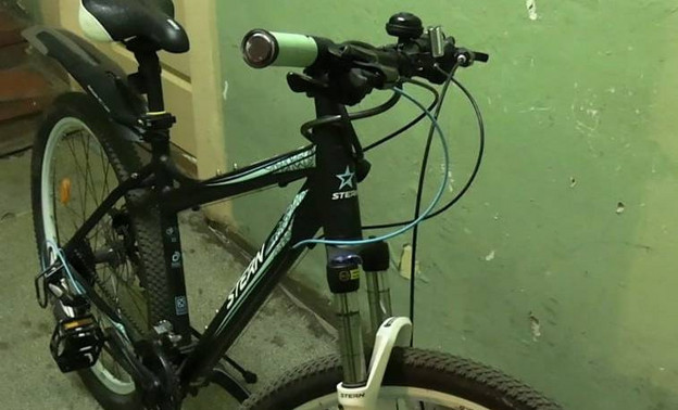 В Кирове полицейские задержали мужчину, которого подозревают в краже велосипеда