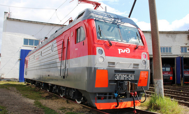 В Кирове локомотивное депо пополнилось четырьмя новыми электровозами