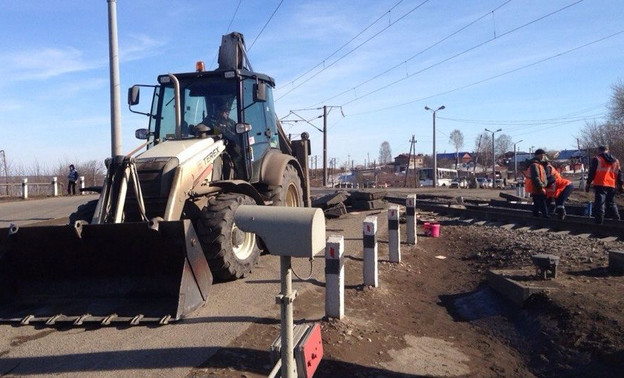 «Горбатый» переезд в Нововятске снова закроют на ремонт