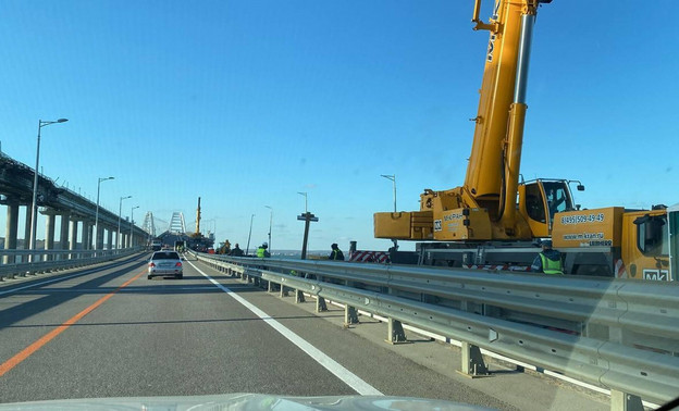 По Крымскому мосту разрешено движение автобусов