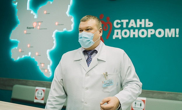 Кировским больным перелили около 19 литров антиковидной плазмы