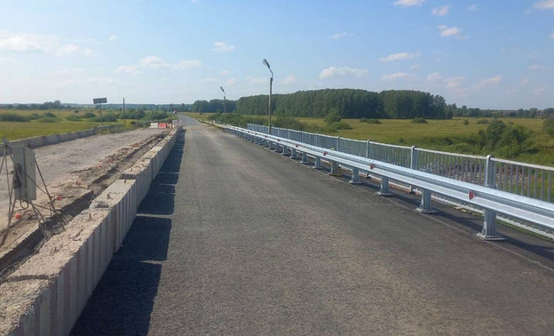 В Кировской области на пяти мостах начали ремонтировать вторые полосы
