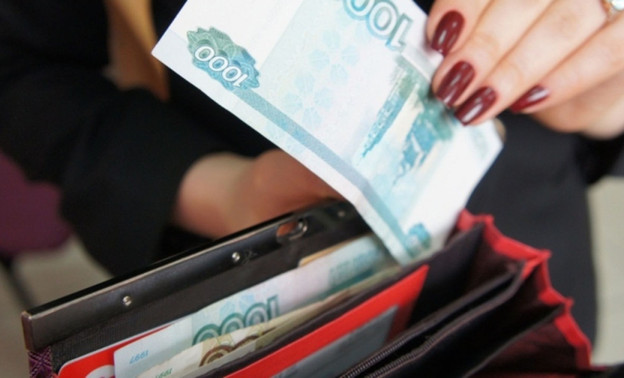 В Кировской области одна из самых низких зарплат в ПФО