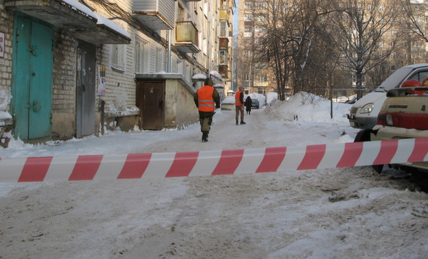 Собственника дома в центре города оштрафовали на 100 тысяч рублей за неочищенную крышу
