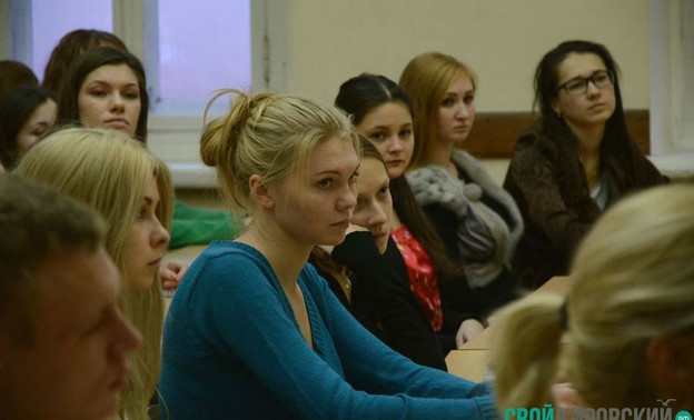 Студенты, которые согласятся работать в районах, получат до 5 тыс. рублей ежемесячно