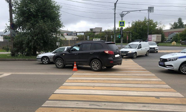 В Кирове сбили пешехода и велосипедиста