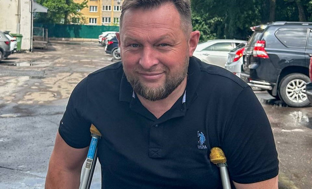 Вячеславу Симакову провели операцию на сухожилиях и мышцах