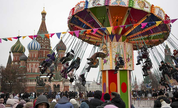 Россияне планируют провести новогодние каникулы в Москве, Сочи и Ереване