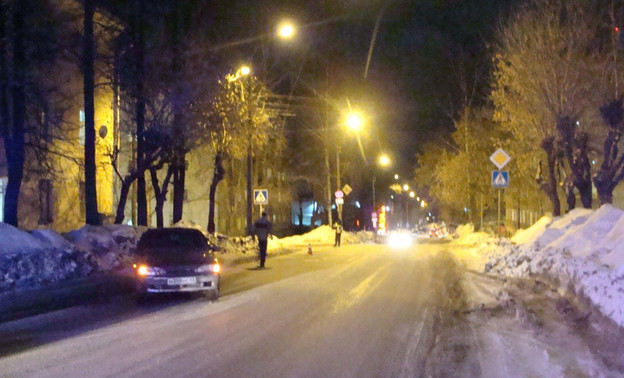 Кировские водители продолжают сбивать пешеходов на «зебрах» (ФОТО)