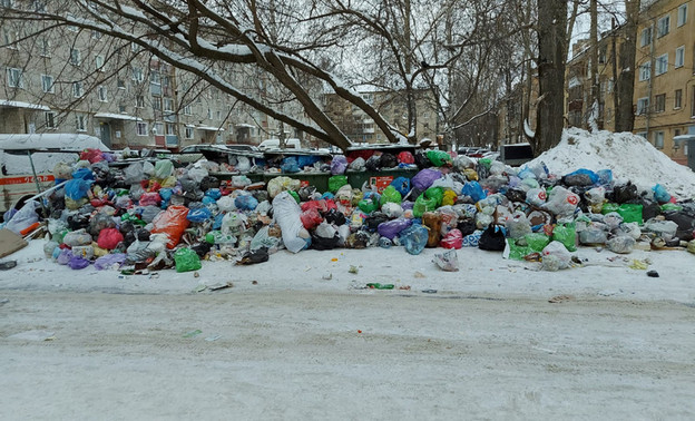 С марта «Куприту» запретят вывозить мусор по ночам