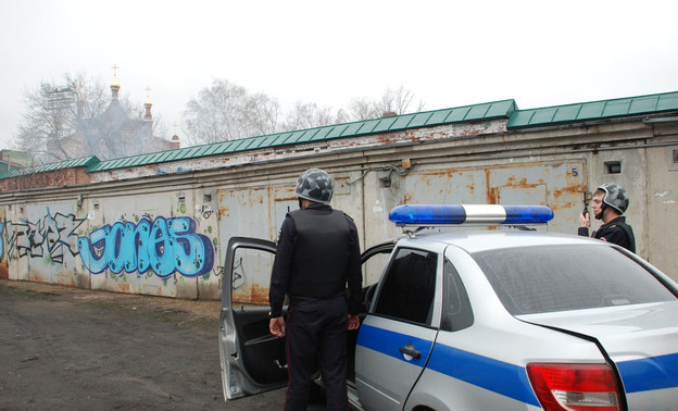 В Кирове задержали мужчину, который находился в федеральном розыске