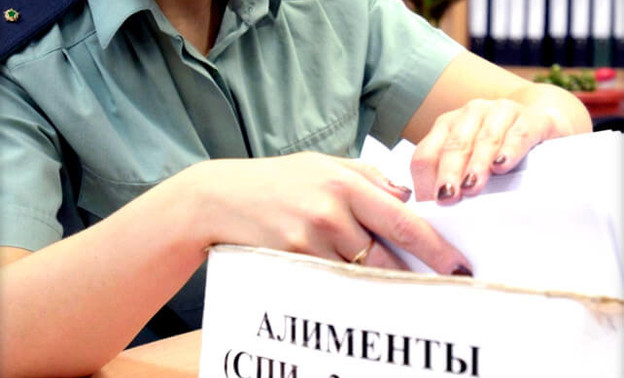 В Кировской области должнику по алиментам запретили управлять автомобилем
