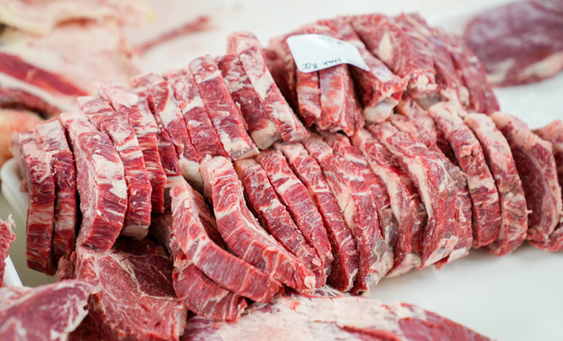 Кировского предпринимателя оштрафовали за продажу около 8 кг мяса без маркировки