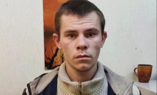 В Котельниче полицейские объявили в розыск 24-летнего Андрея Власова