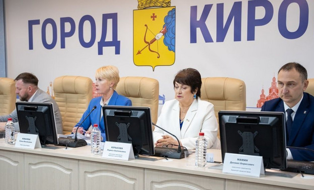 100 млн на ремонт территорий детских садов: в Кирове утвердили бюджет на 2024 год
