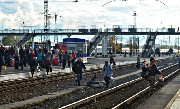 РЖД заставят отремонтировать платформу на кировском вокзале