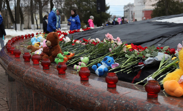 МЧС России опубликовало данные по 143 погибшим в «Крокусе»